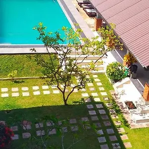 https://green-wood-villa-negombo.kandyhotelsnow.com