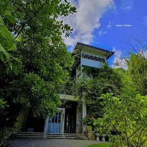 Ceylon Kingsmen Garden - Katunayake Airport Transit Negombo